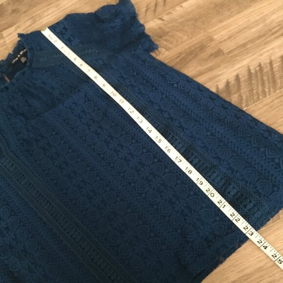 Cable & Gauge Peacock Blue Lacy Short Sleeve Lolita Mock Neck Top - Picture 15 of 16